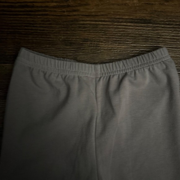 Kids Gray Ruffle Bottom Leggings‎ Pants Size 4T Easy Faith - Picture 4 of 6
